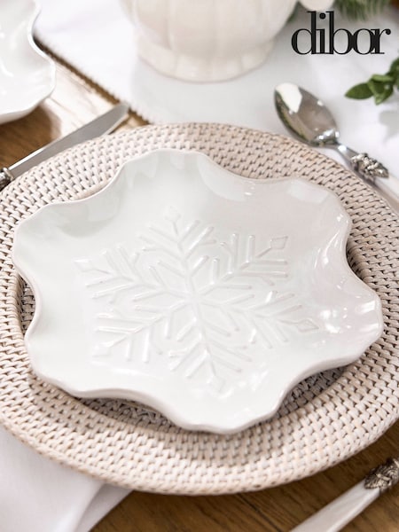 Dibor Set of 2 White Snowflake Dinner Plates (G57229) | £20