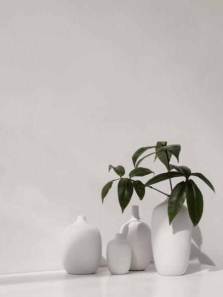 blomus White Medium CEOLA Large Vase (G59516) | £41