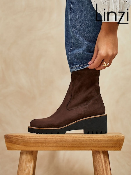 Linzi Light Brown Trish Stretch Wedged Heel Ankle Boots (G61313) | £48