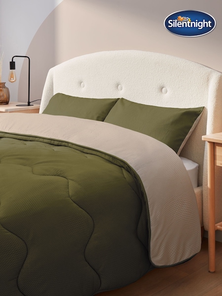 Silentnight Set of 10 Seersucker Coverless Duvet And Pillowcases Tog (G65170) | £30 - £45