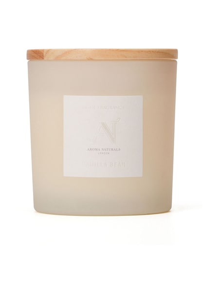 Aroma Naturals White Frosted Bean Candle (G66416) | £30