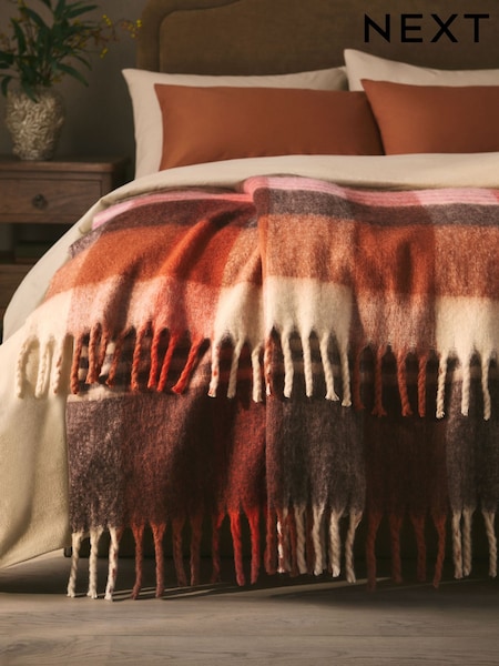 Cosy Check Throw