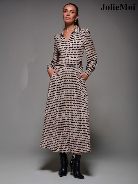 Jolie Moi Black Long Sleeve Pleated Jersey Maxi Dress (G70842) | £85