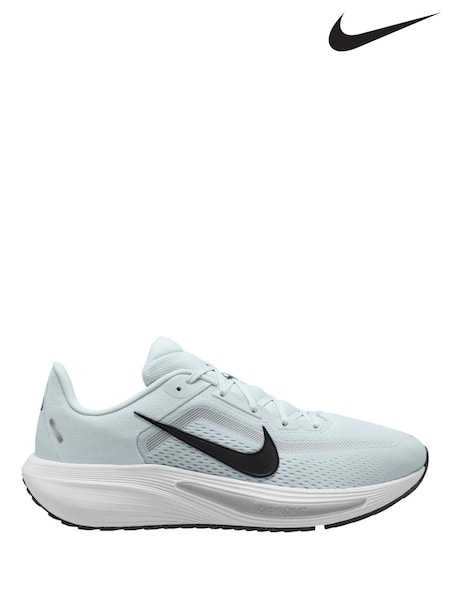 Pale Blue/White - Regular Nike Quest 7 Road Running Trainers