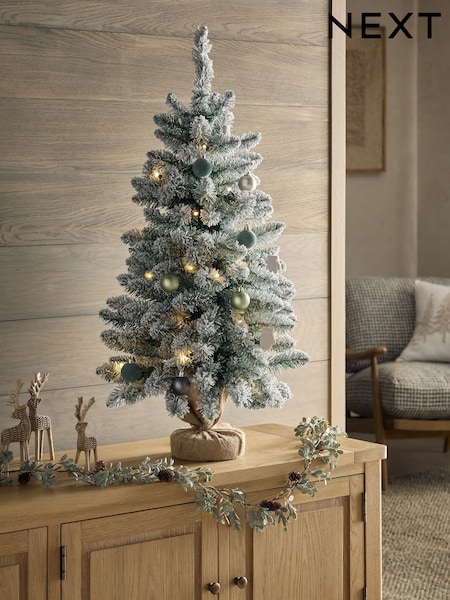 Snowy Pre Lit Christmas Tree