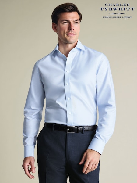 Charles Tyrwhitt Light Blue Non-Iron Weave Cutaway Shirt (G82944) | £75