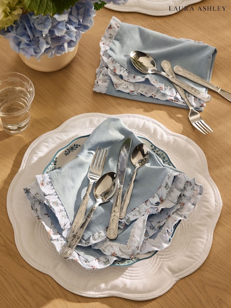16 Piece Cutlery Set