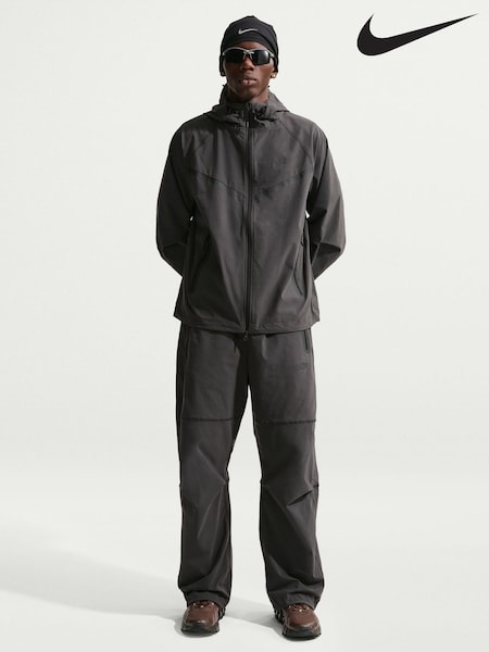 Black - Regular Nike Tech Dri-fit Woven Full-zip Windrunner Jacket