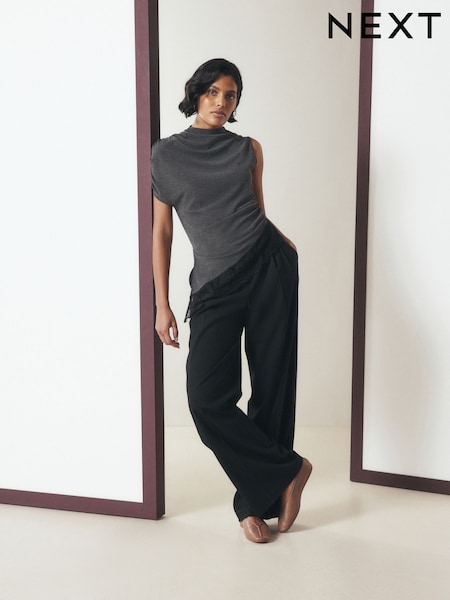Black - Tailored Triple Pleat Wide Leg Trousers