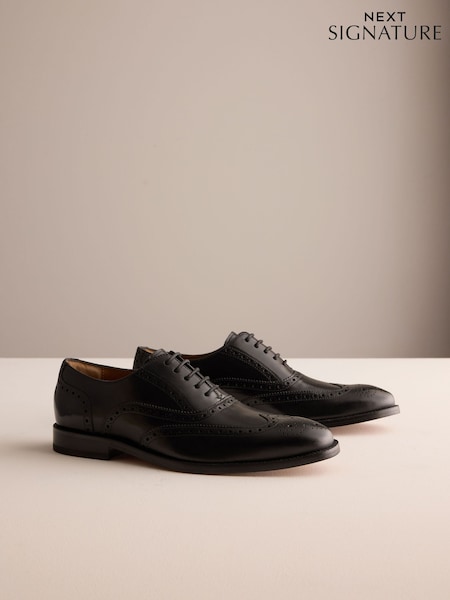 Black - Regular Signature Leather Sole Brogue Shoes