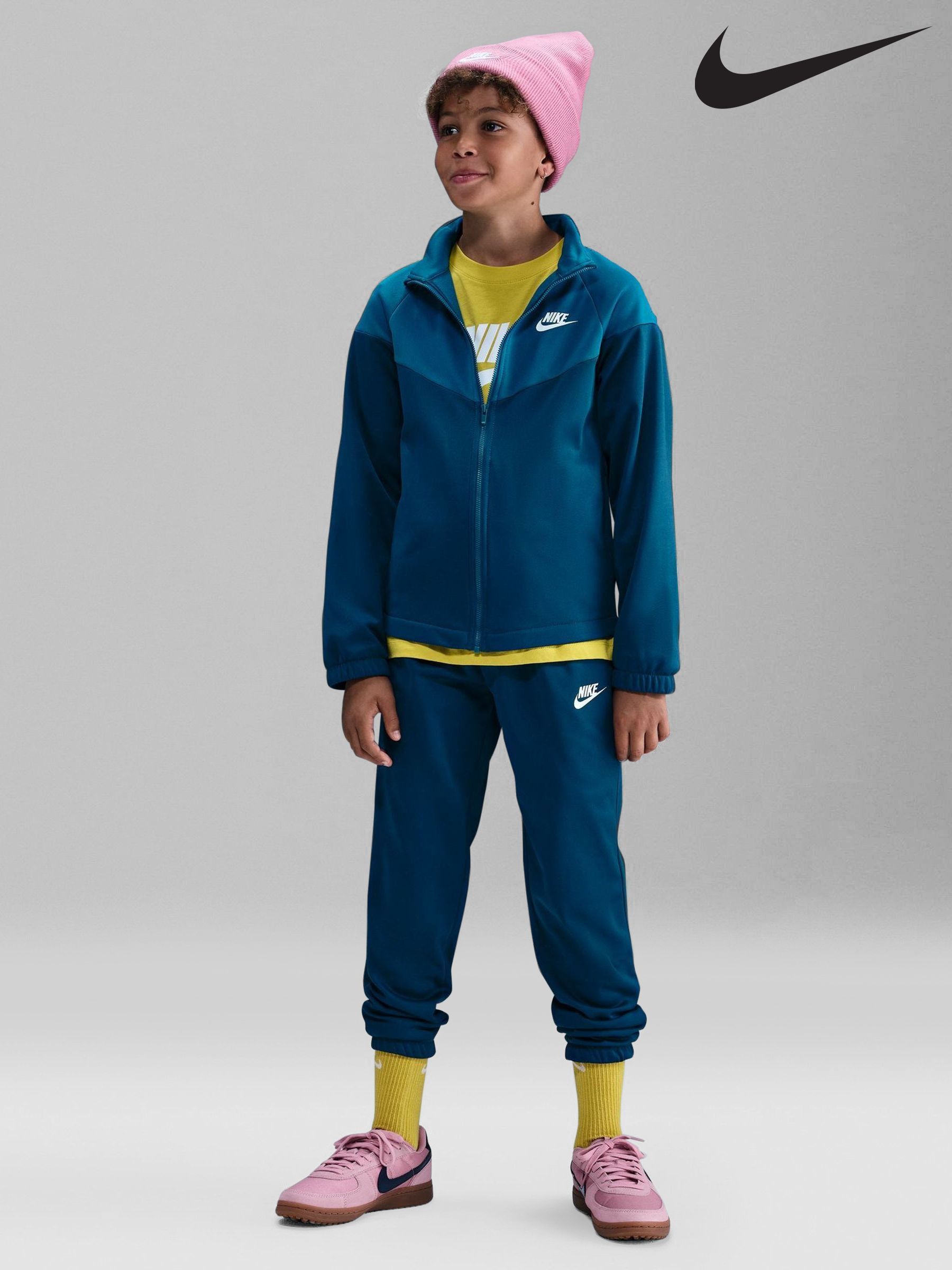 boys nike tracksuit