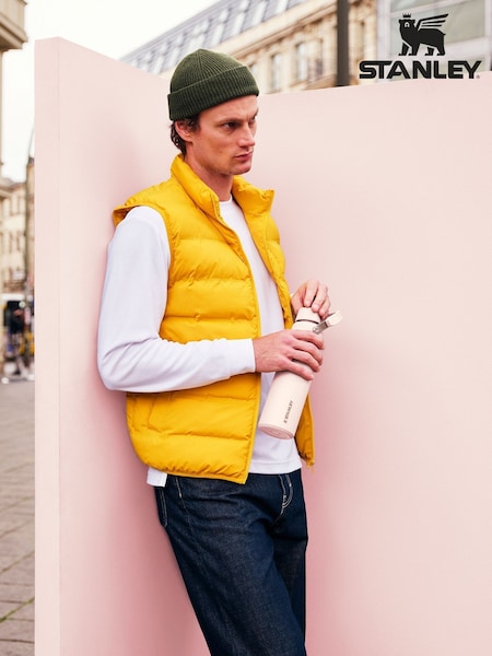 Stanley Rose Quartz IceFlow Bottle 0.7L (H16200) | £40