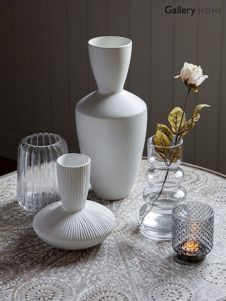 Gallery Home Cream Hondo Vase (H17477) | £45