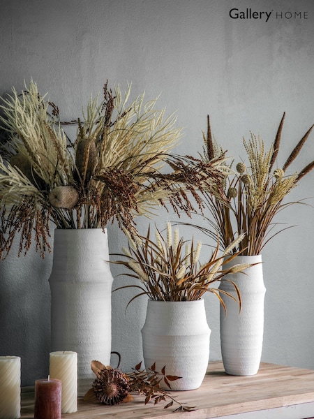 Gallery Home White Larsen Vase (H17520) | £28