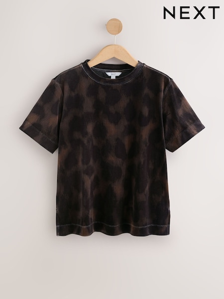 Chocolate Brown Animal Short Sleeve Velvet Crew Neck T-Shirt (H20640) | £28