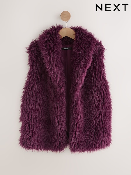 Burgundy Faux Fur Gilet (H22343) | £38