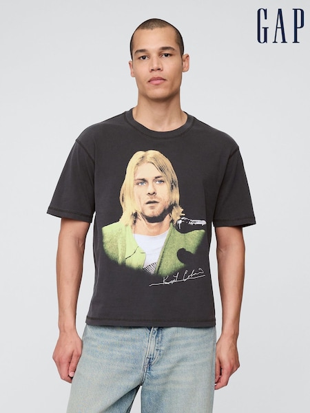 Gap Black Kurt Cobain Relaxed Boxy Graphic T-Shirt (H25504) | £40