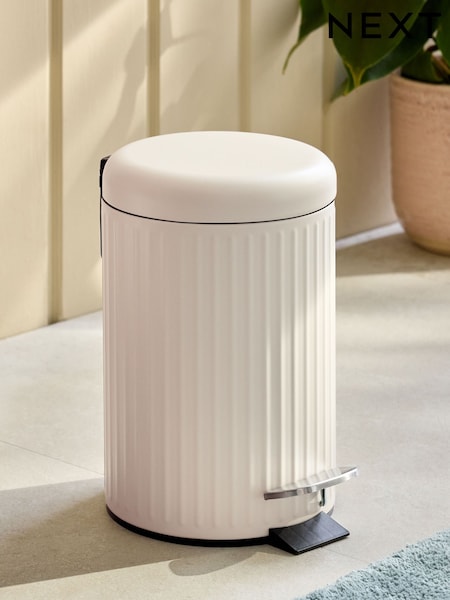 Cream Rib Soft Close 3 Litre Pedal Bin (H26964) | £12