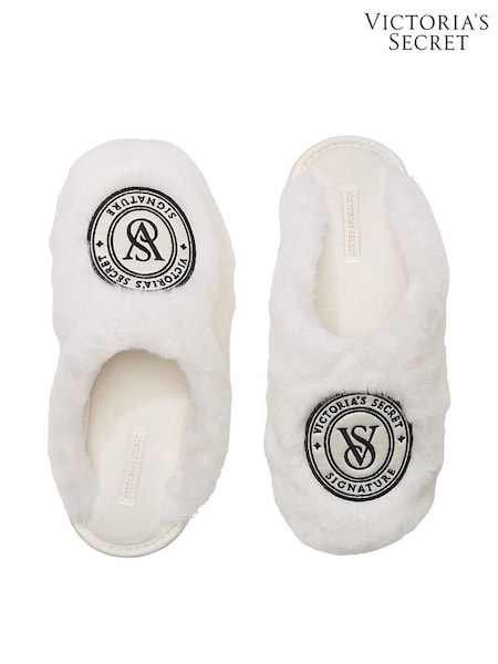 Victoria's Secret White Closed Toe Faux Fur Slippers (H29496) | £35