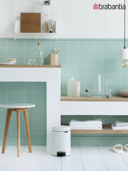 Brabantia White NewIcon Pedal Bin (H29834) | £25