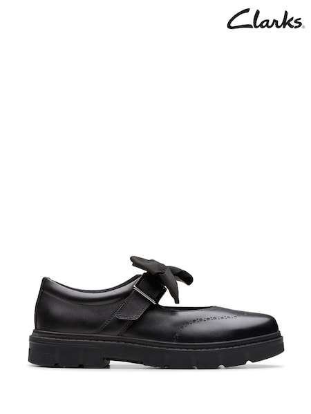 Clarks Black Wide Fit (G) Younger Girls Lorcam Bow Leather Shoes (H30008) | £48 - £50
