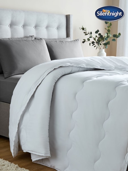 Silentnight Deeply Full 10.5 Tog Duvet (H30268) | £45 - £55