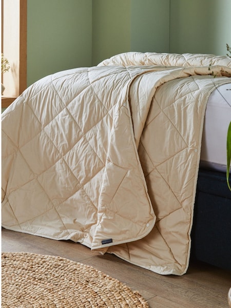 Woolroom Deluxe Washable All Seasons Wool Duvet (H30276) | £300 - £470
