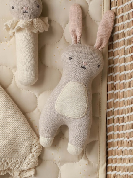 Avery Row Cream Little Hands Toy (H30381) | £23