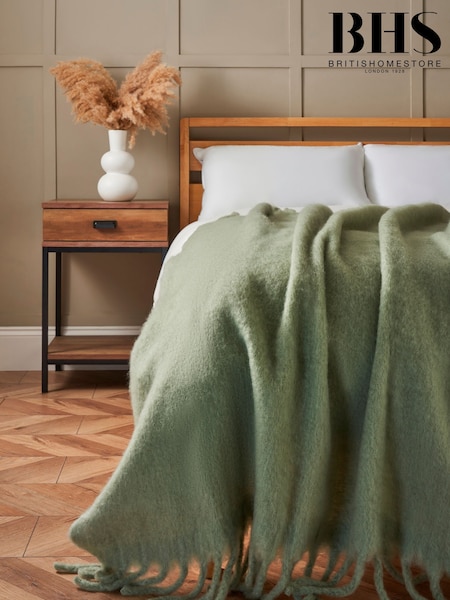 BHS Green Tassle Throw (H36585) | £30