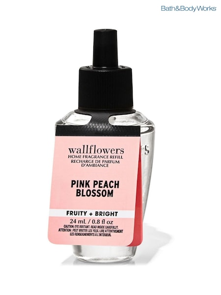 Bath & Body Works Wallflowers Fragrance Refill 0.8 fl oz / 24 mL Refill (H37585) | £9