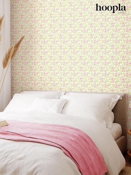 Hoopla Walls Rose Apple Petite Posy 10M Wallpaper (H44445) | £40