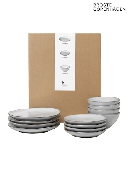 Broste Copenhagen Set of 4 Sand Nordic Dinnerware (H45177) | £215