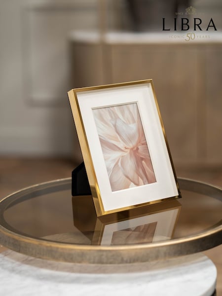 Libra Interiors Gold Strand Photo Frame Iron 10x15cm 3D (H46328) | £25