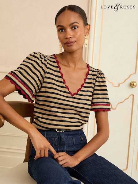 Love & Roses Camel and Berry Stripe Scallop V-Neck T-Shirt (H46778) | £26