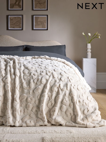 Ivory Carved Faux Fur Snow Leopard Throw (H50023) | £60 - £100