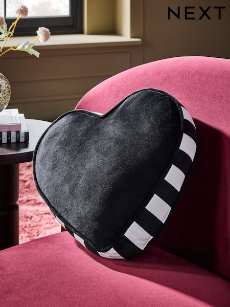 Pink 3D Bold Chic Heart Cushion (H54039) | £18