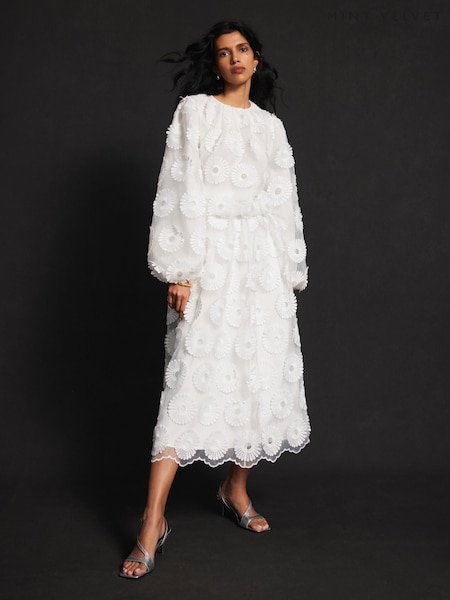 Mint Velvet White Floral Print Midi Skirt (H55574) | £150