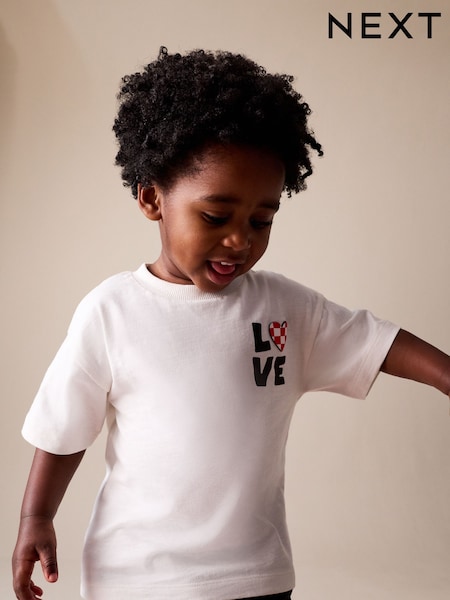White Love Short Sleeve Valentines T-Shirt (3mths-7yrs) (H56257) | £4 - £6