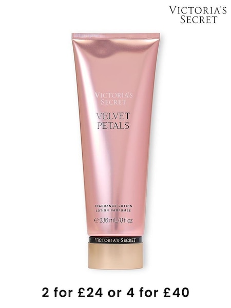 Victoria's Secret Velvet Petals Body Lotion 236ml (H56547) | £18