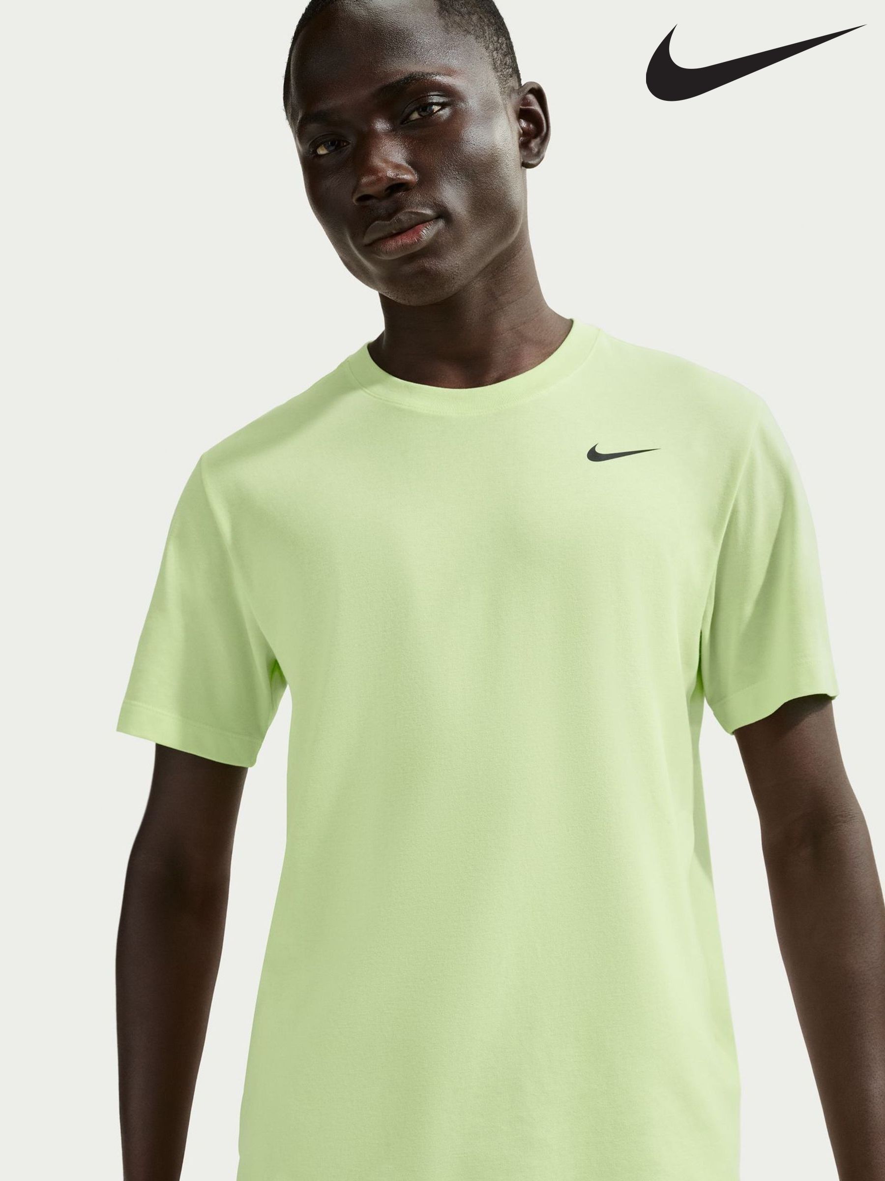 mens nike green t shirt