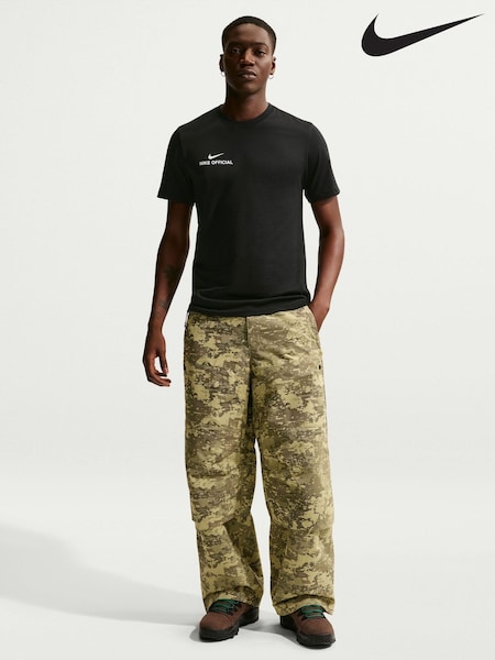 Nike Black Sportswear T-Shirt (H65138) | £25