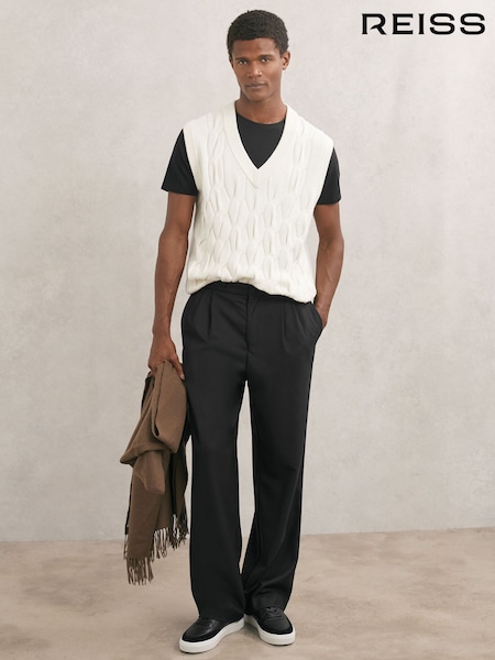 Reiss Winter White Walton Cable-Knit V-Neck Vest with Wool (H65993) | £110