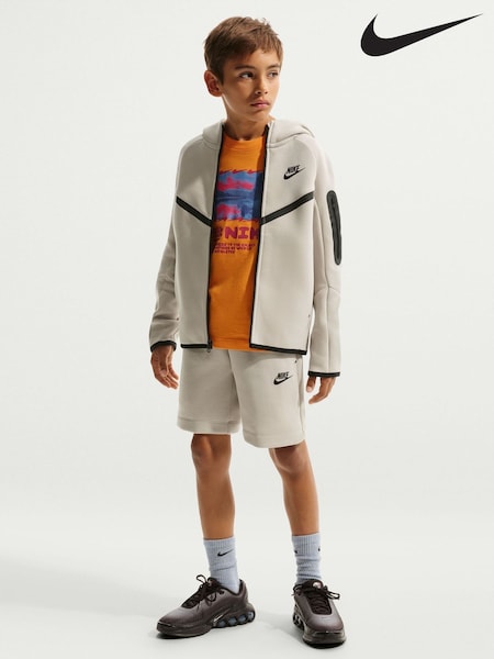 Nike Neutral Tech Fleece Shorts (H66390) | £50