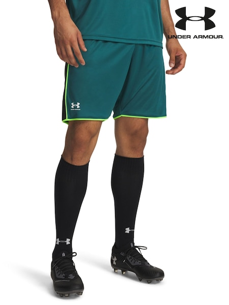 Under Armour Green UA M Challenger Train Shorts (H79947) | £25