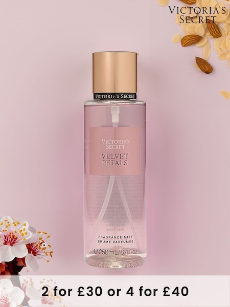 Victoria's Secret Velvet Petals Body Mist (H84045) | £20
