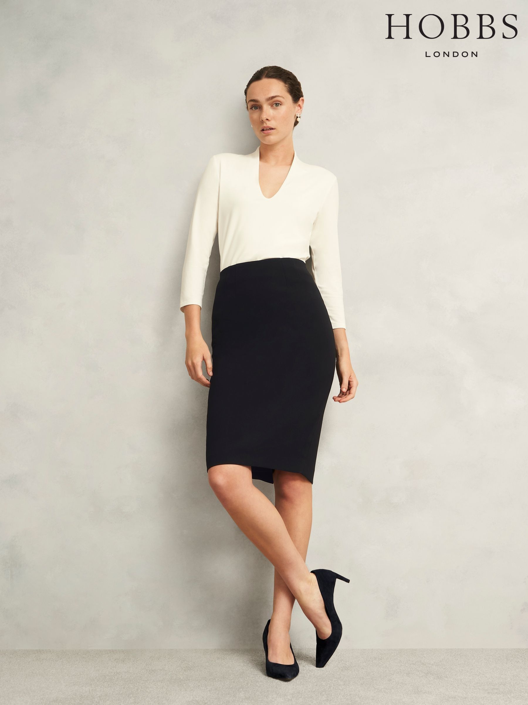 ｋｎｅｅ　ｌｅｎｇｔｈ　ｃｕｒｖｅ　ｓｋｉｒｔ（４７０ＨＳ８８１－０４００） knee length curve skirt（470HS881