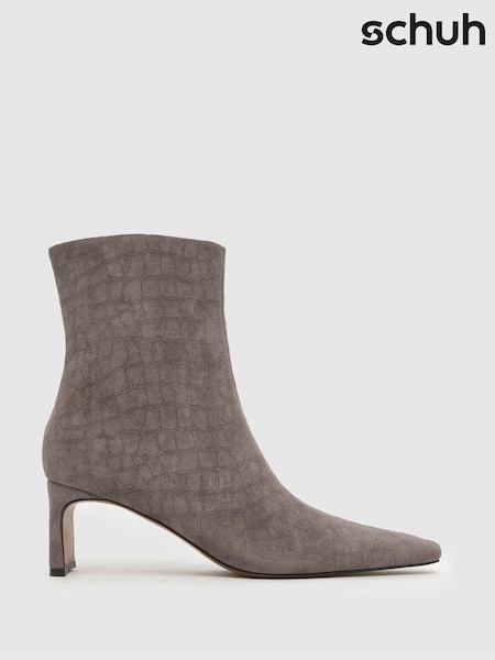 Schuh Bethal Set Back Heels (H91843) | £50