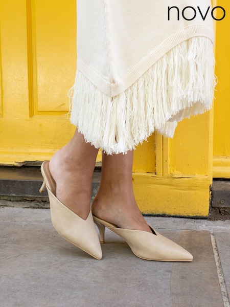 Novo Natural Imogen V Cut Point Toe Mid Heel Mules (H96953) | £36