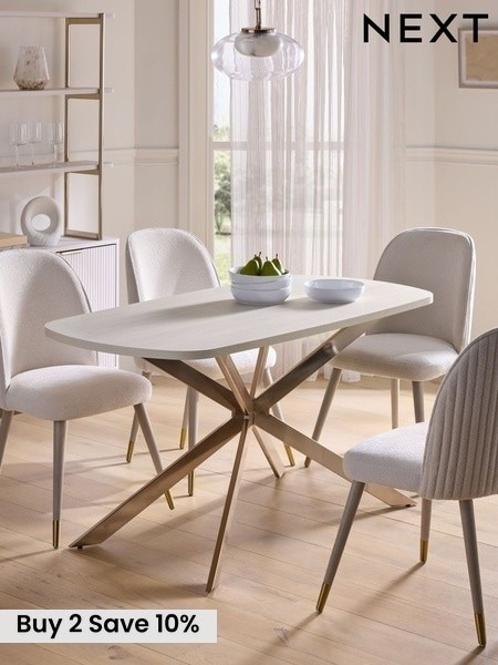 Light Natural Evie 6 Seater Oak Effect Dining Table (H98109) | £399