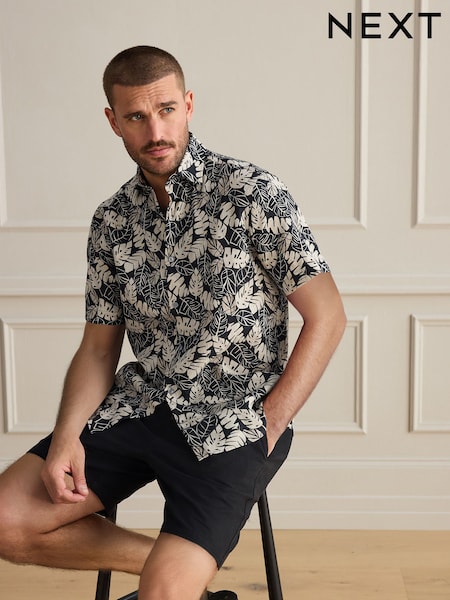 White/Black Leaf - Regular Fit Short Sleeve Cotton Texta Print Shirt